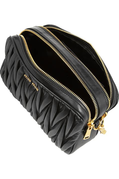 miu miu matelasse shoulder bag black